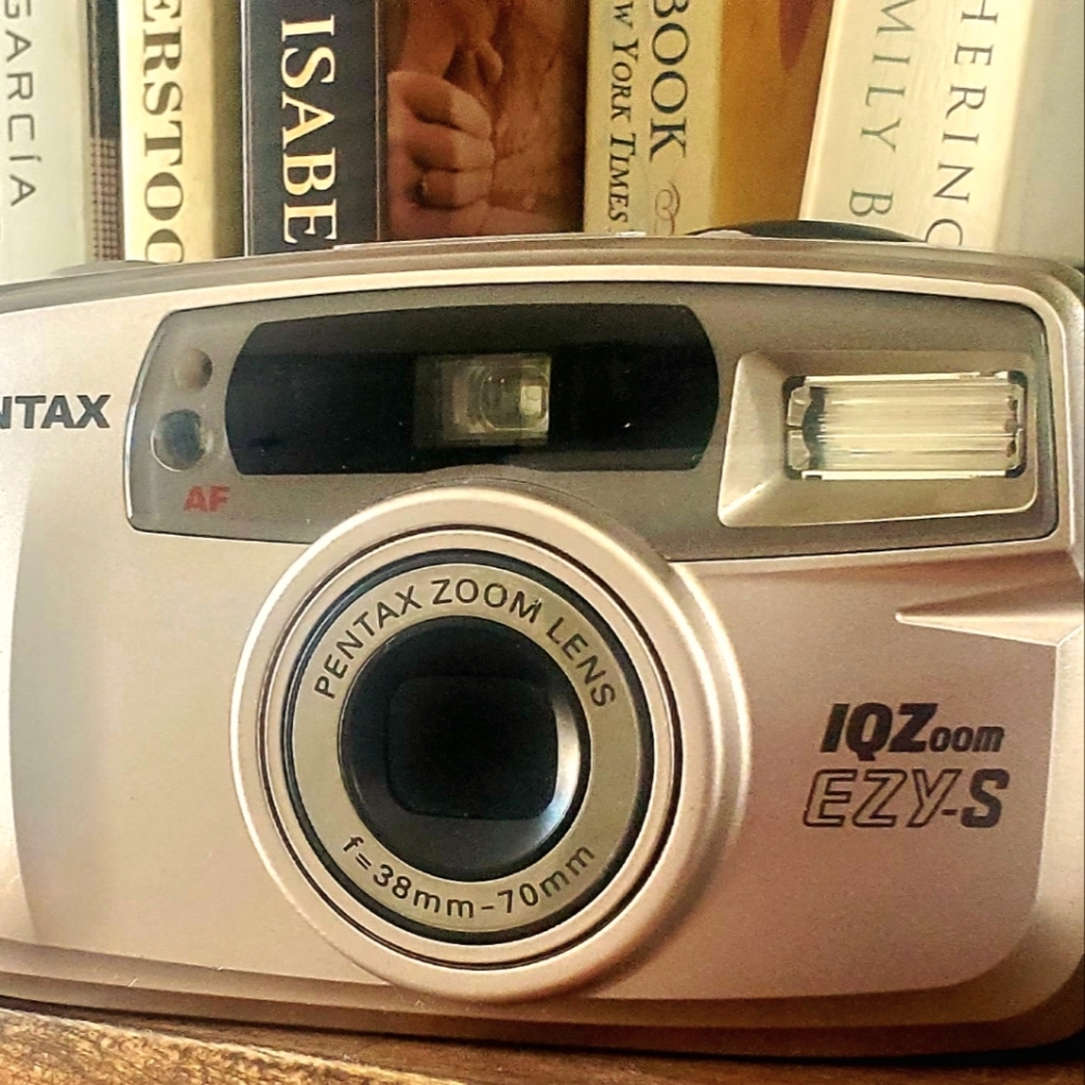 Pentax IQzoom Ezy-S Camera